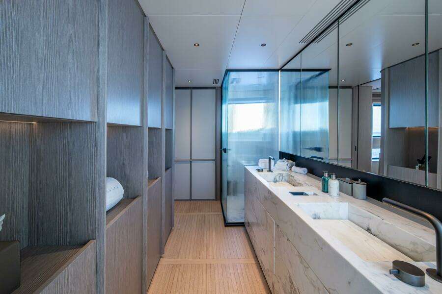 KING S LAIR 112ft Benetti Yacht For Sale