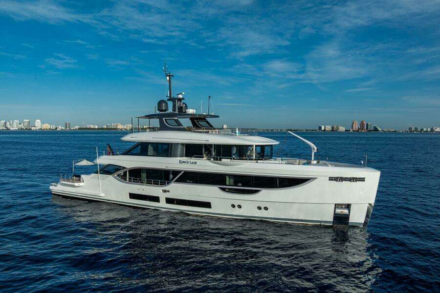 KING S LAIR 112ft Benetti Yacht For Sale