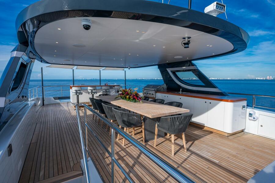 112' 2023 Benetti 34M OASIS