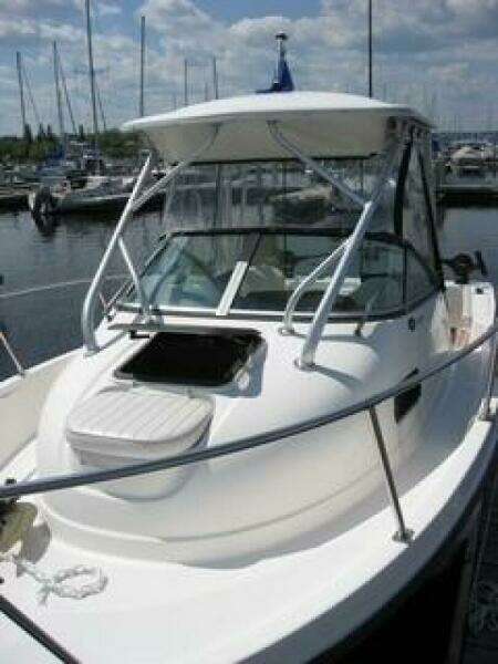 20ft Bayliner Yacht For Sale