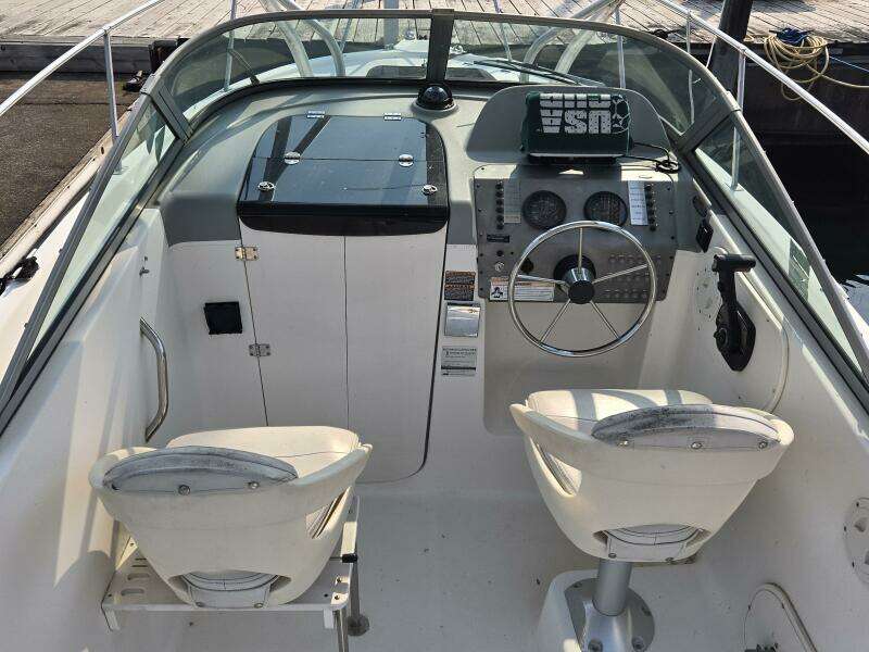 20ft Bayliner Yacht For Sale