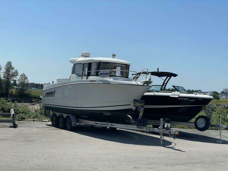 28ft Jeanneau Yacht For Sale