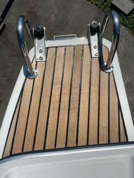 28ft Jeanneau Yacht For Sale
