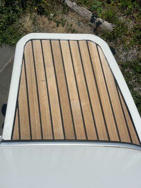 28ft Jeanneau Yacht For Sale