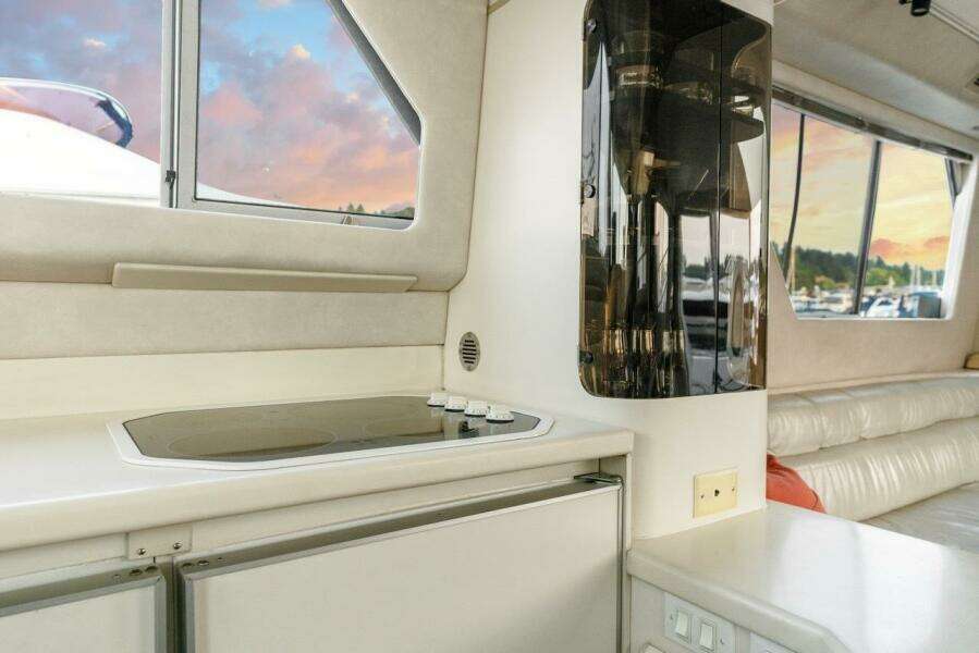 55ft Sea Ray Yacht For Sale