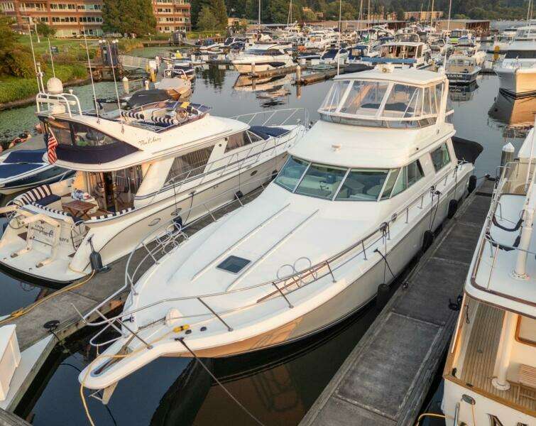 55ft Sea Ray Yacht For Sale