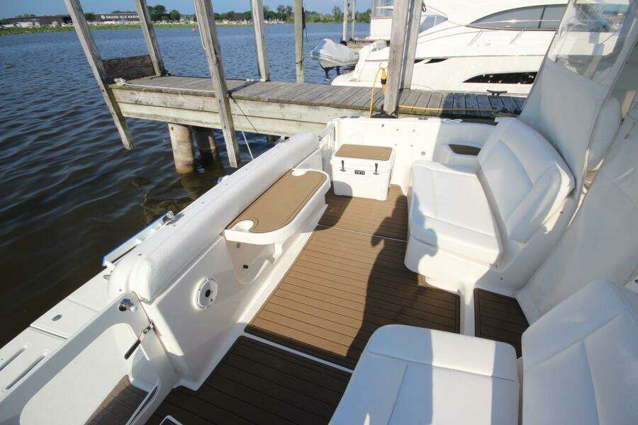 Our Cottage III 36ft Tiara Yachts Yacht For Sale