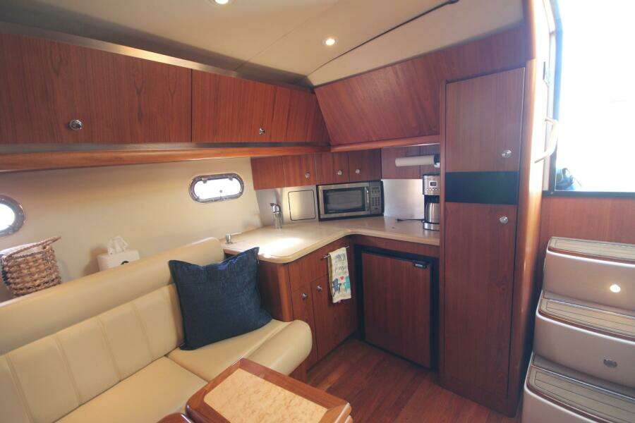 Our Cottage III 36ft Tiara Yachts Yacht For Sale