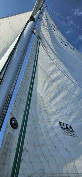 AVANTI 43ft Hunter Yacht For Sale