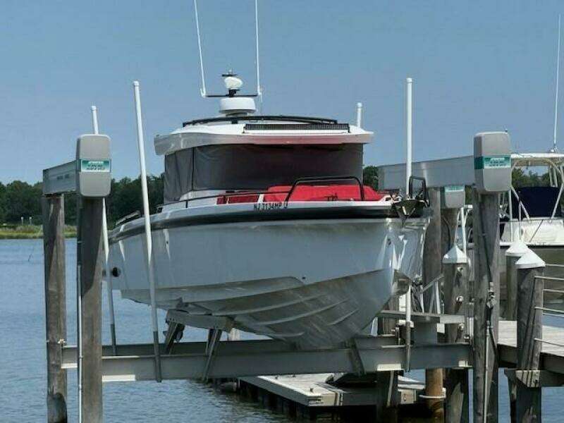 37ft Axopar Yacht For Sale