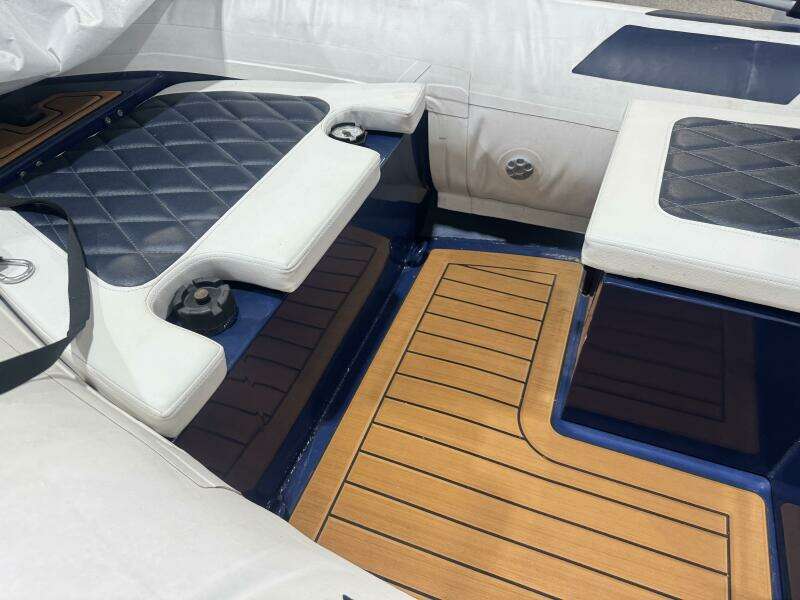 12ft Hedia Yacht For Sale