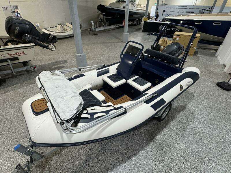 12ft Hedia Yacht For Sale