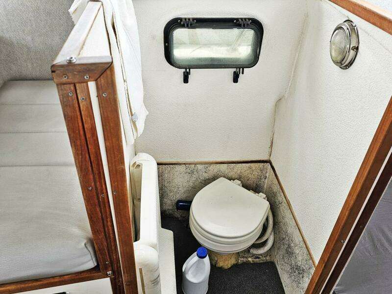 26ft Osprey Pilothouse Yacht For Sale