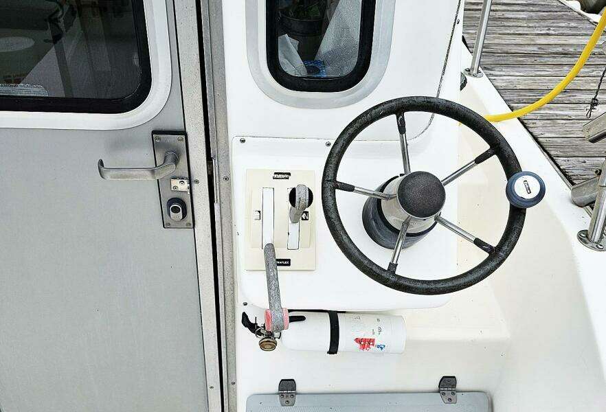 26ft Osprey Pilothouse Yacht For Sale