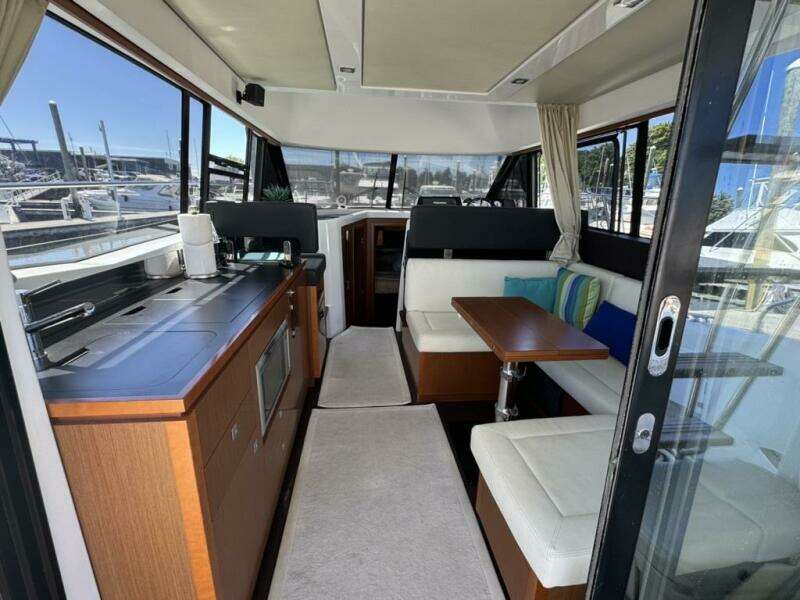 PortKey 33ft Jeanneau Yacht For Sale