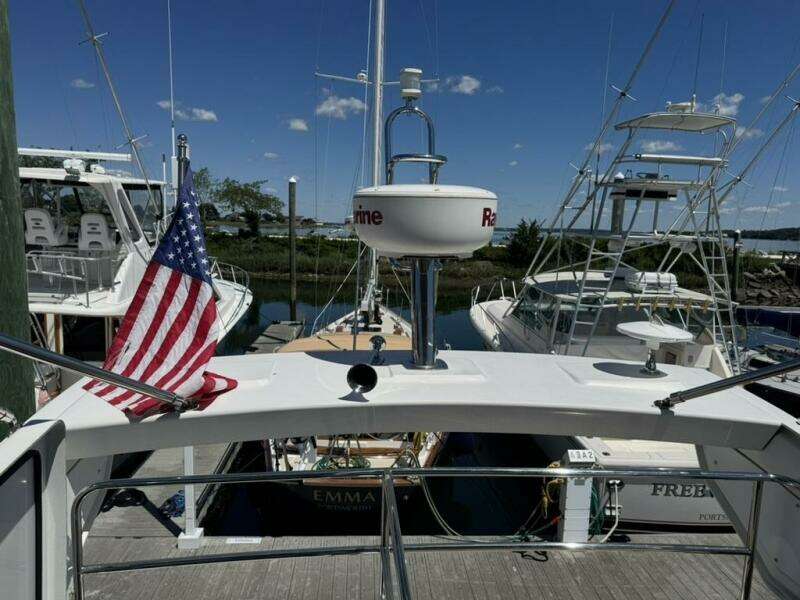 PortKey 33ft Jeanneau Yacht For Sale