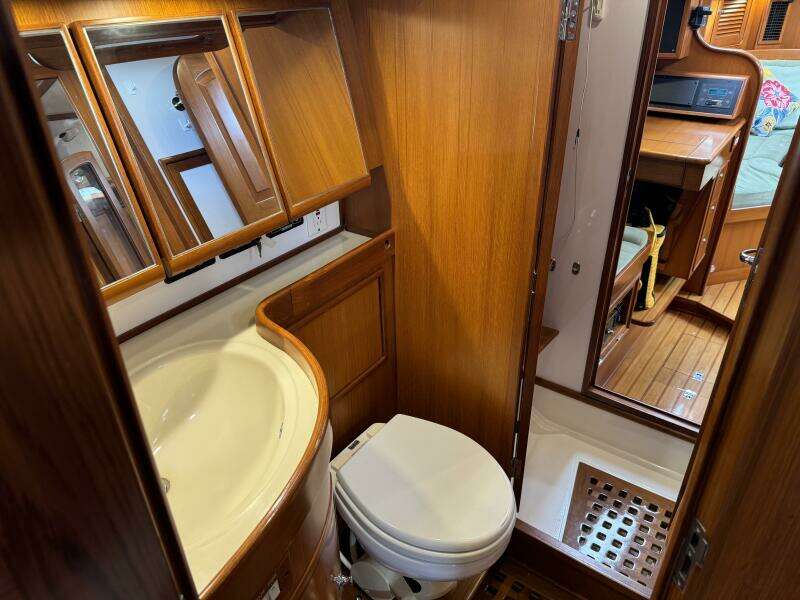 46ft Hylas Yacht For Sale