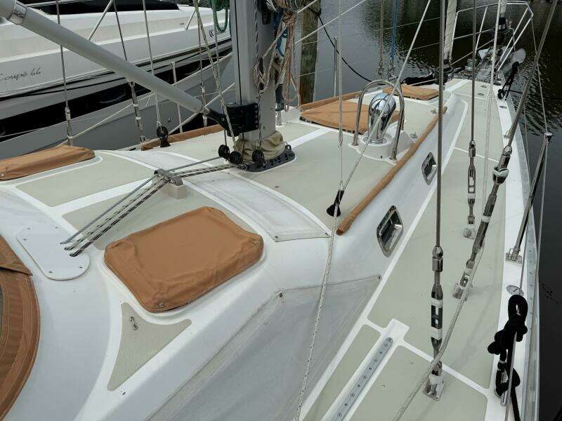 46ft Hylas Yacht For Sale