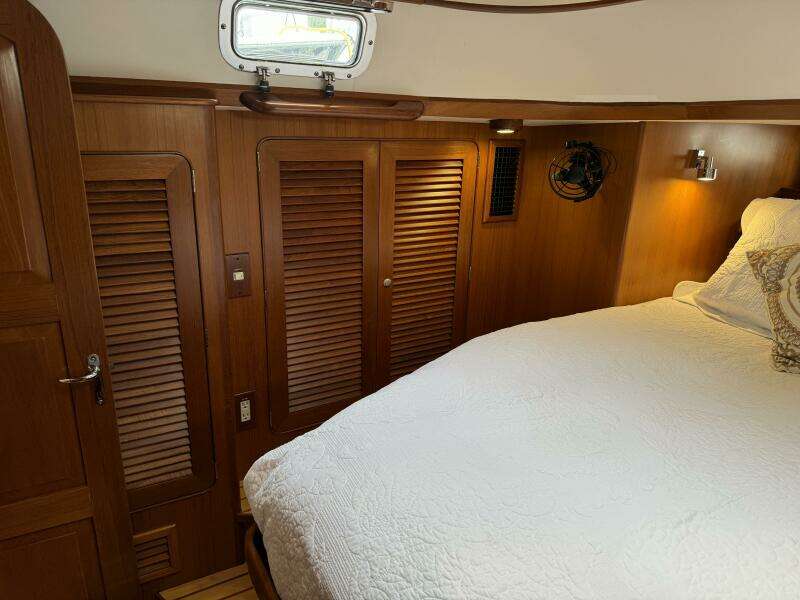 46ft Hylas Yacht For Sale