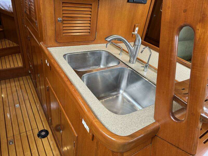 46ft Hylas Yacht For Sale