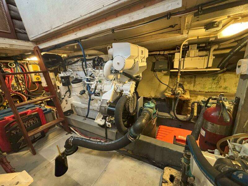 45ft Matthews Yacht For Sale