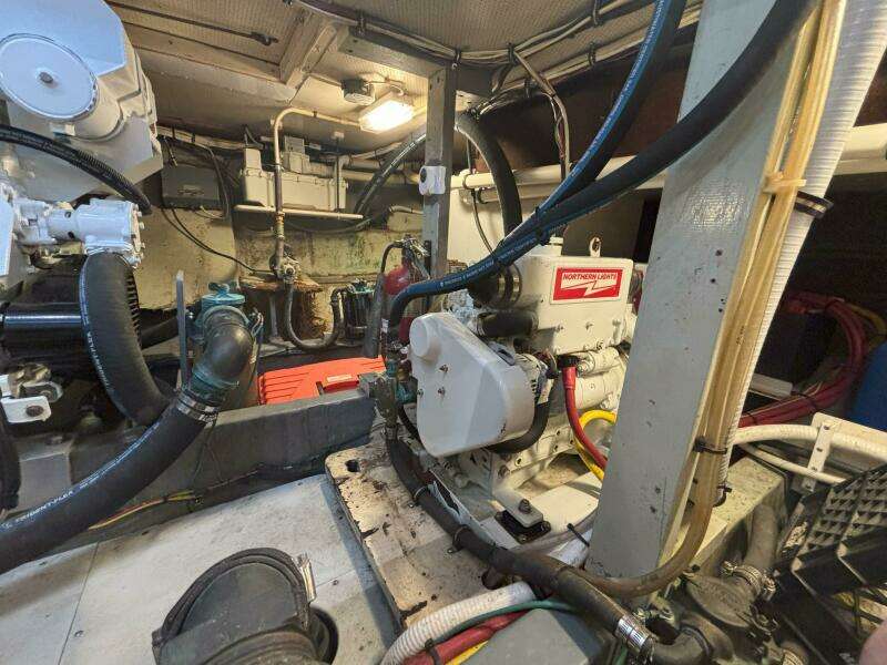 45ft Matthews Yacht For Sale