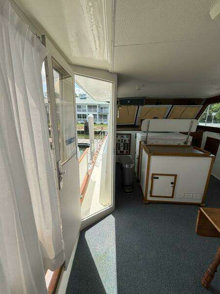 45ft Matthews Yacht For Sale