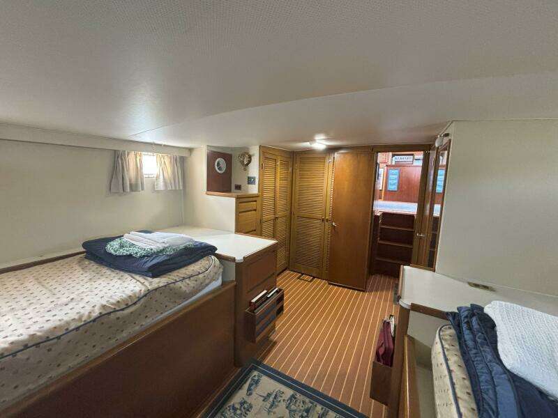 45ft Matthews Yacht For Sale