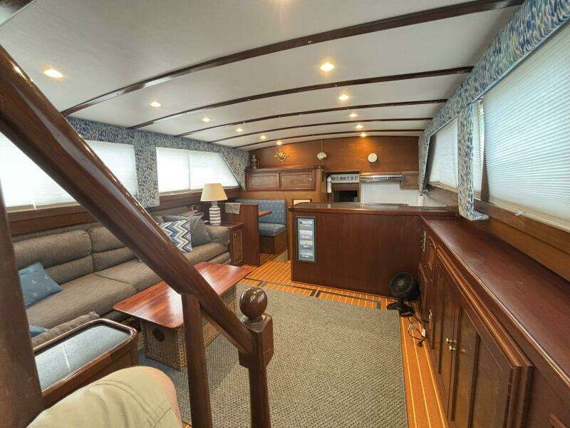 45ft Matthews Yacht For Sale