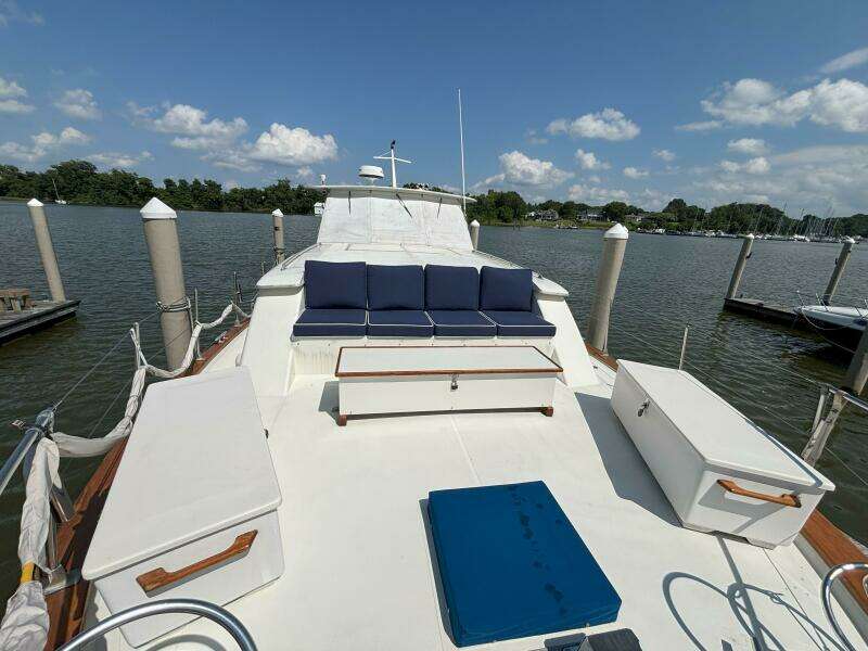 45ft Matthews Yacht For Sale