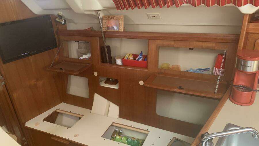30ft Hunter Yacht For Sale
