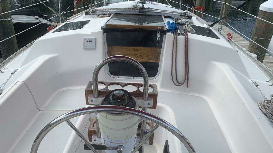 30ft Hunter Yacht For Sale