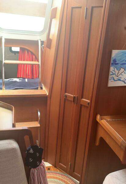 30ft Hunter Yacht For Sale