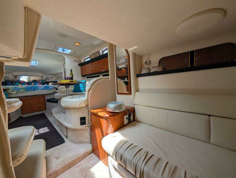 Lucia 34ft Sea Ray Yacht For Sale