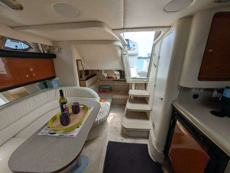 Lucia 34ft Sea Ray Yacht For Sale