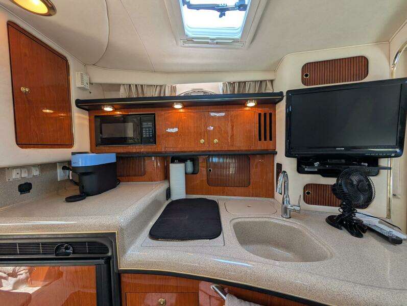 Lucia 34ft Sea Ray Yacht For Sale