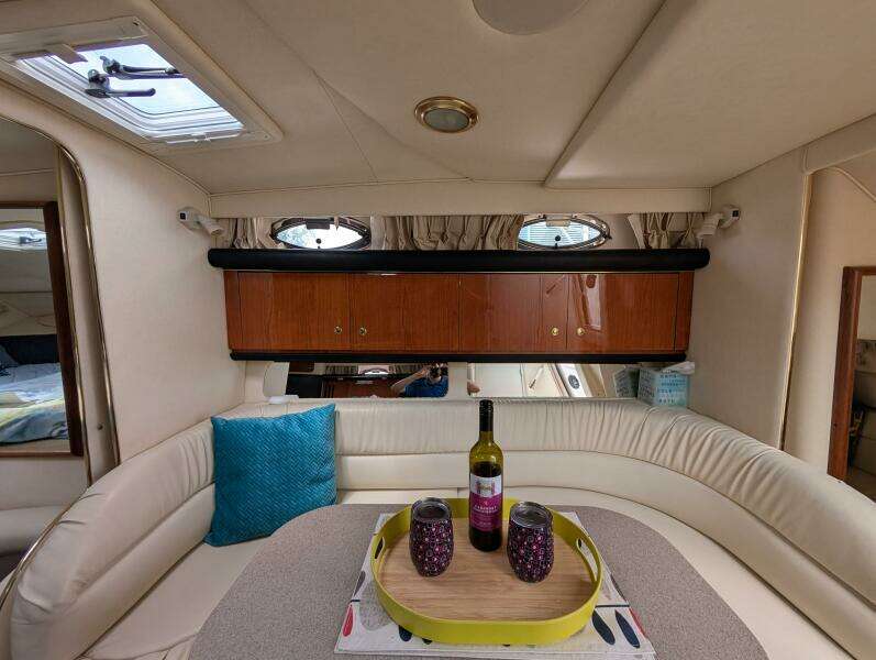 Lucia 34ft Sea Ray Yacht For Sale