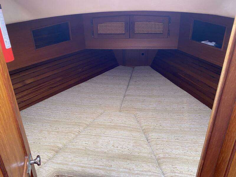 QUINTETTE III 34ft Aloha Yacht For Sale