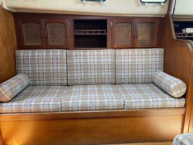 QUINTETTE III 34ft Aloha Yacht For Sale