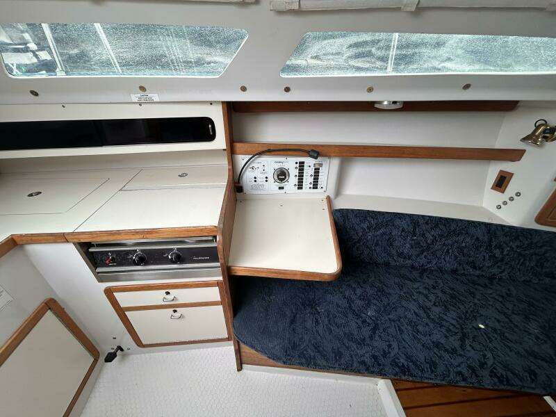 27ft Catalina Yacht For Sale
