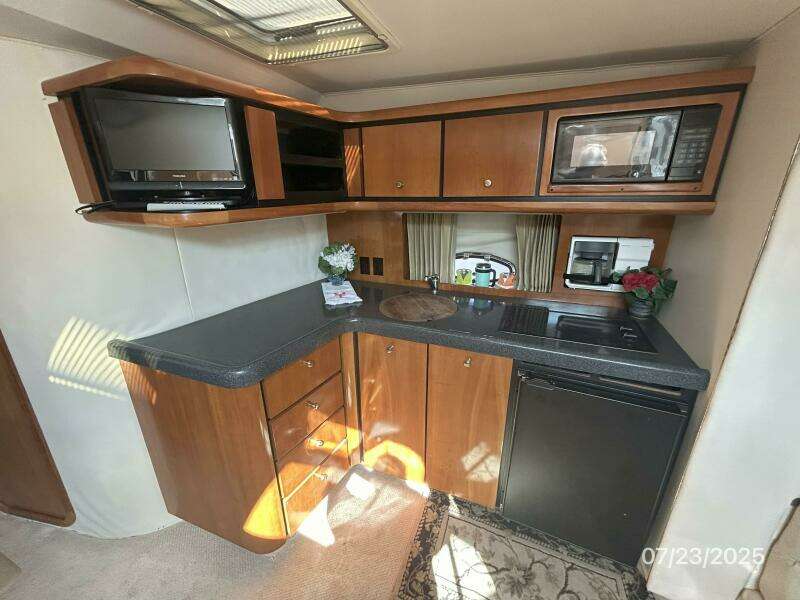 40' Trojan galley2