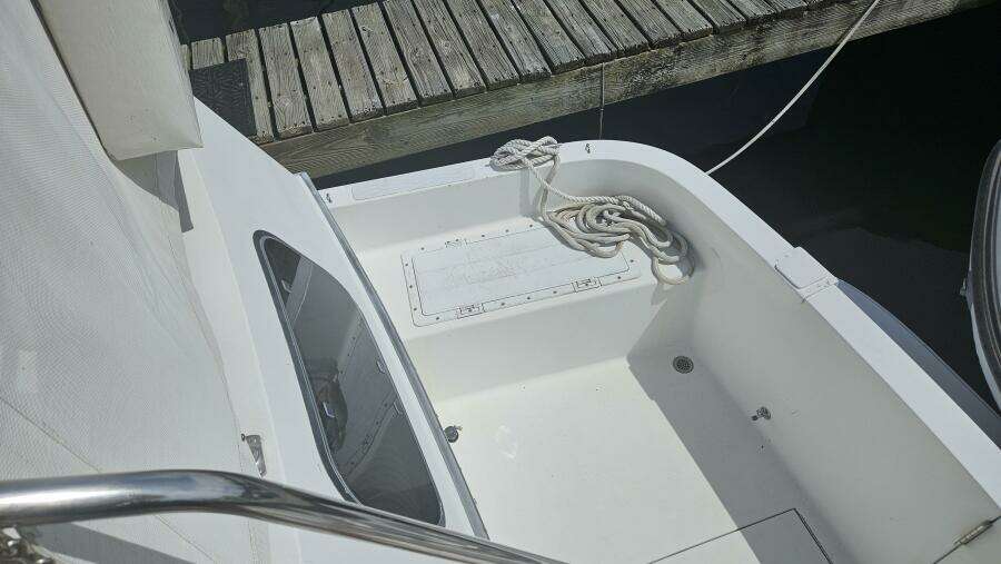 Water House 45ft Tollycraft Yacht For Sale