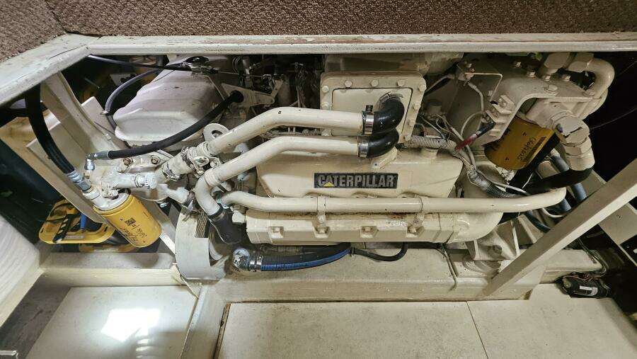 Water House 45ft Tollycraft Yacht For Sale