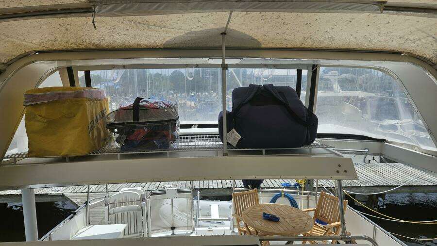Water House 45ft Tollycraft Yacht For Sale