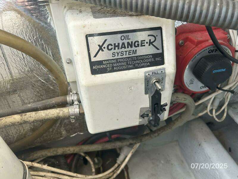 34' Mainship oil change system 34' Mainship oil change system