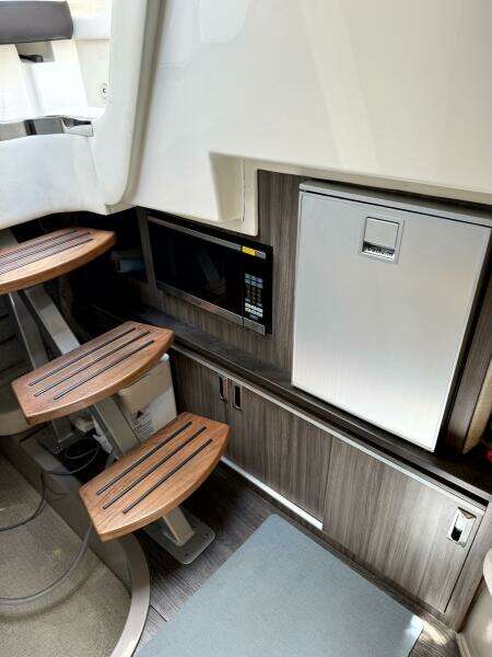 Salty Xperience 32ft Sea Ray Yacht For Sale