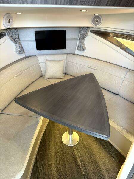 Salty Xperience 32ft Sea Ray Yacht For Sale