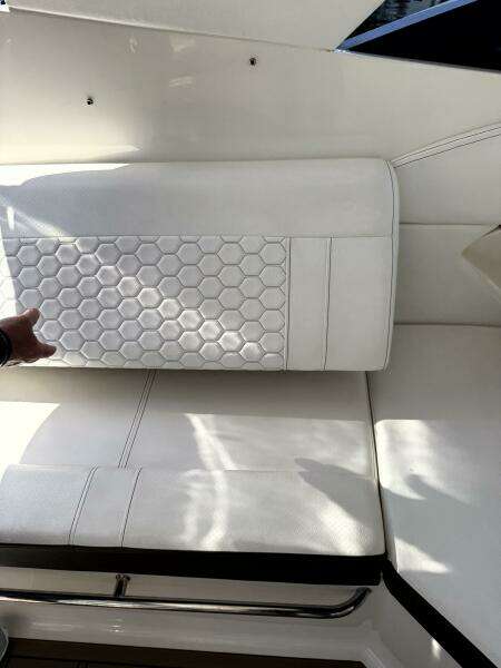 Salty Xperience 32ft Sea Ray Yacht For Sale
