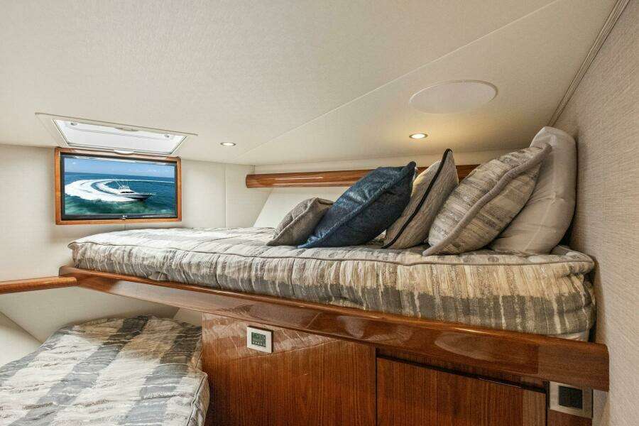 2024 Viking 54 Convertible GYS Trade