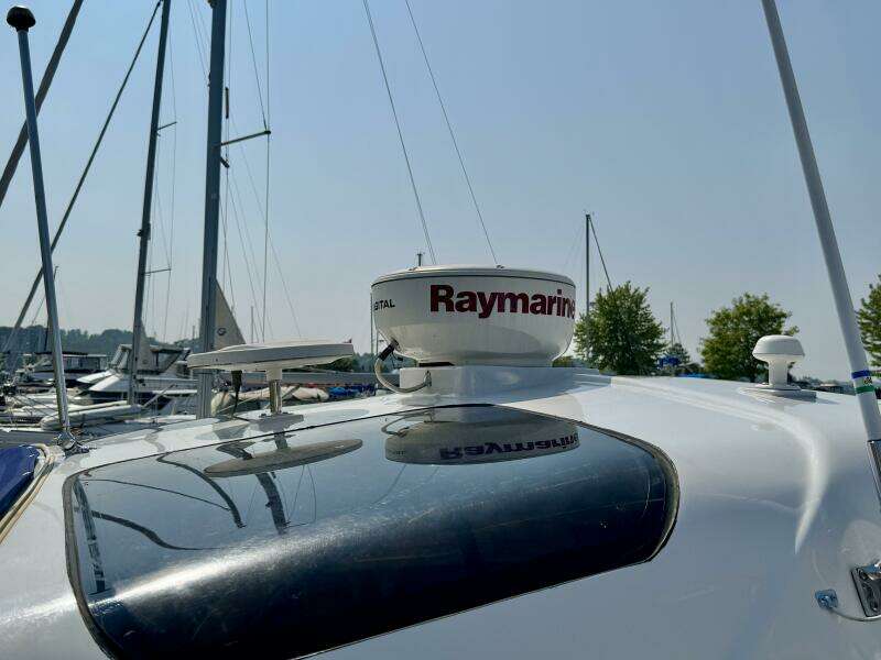 35ft Four Winns Yacht For Sale